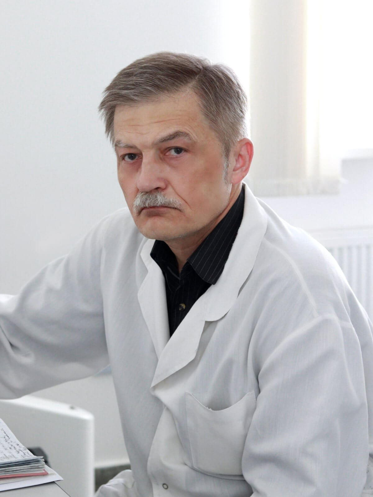 Хмара Роман Степанович - Чернівецький обласний клінічний кардіологічний центр